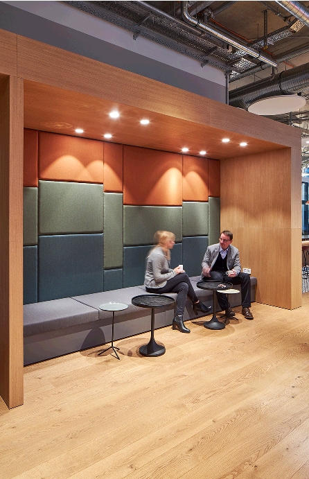 FriedhelmKuche360ShowroommyhiveImmofinanz03